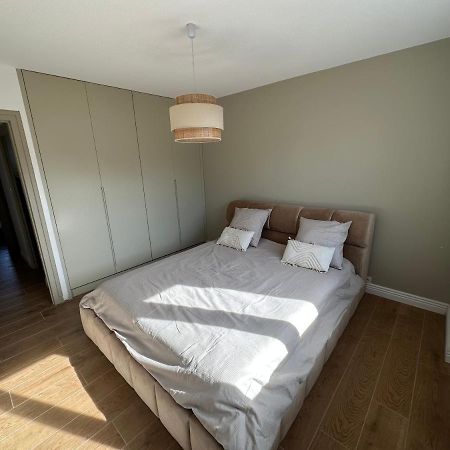 Ferienwohnung Minois Saint-Genet-Lerpt Exterior foto